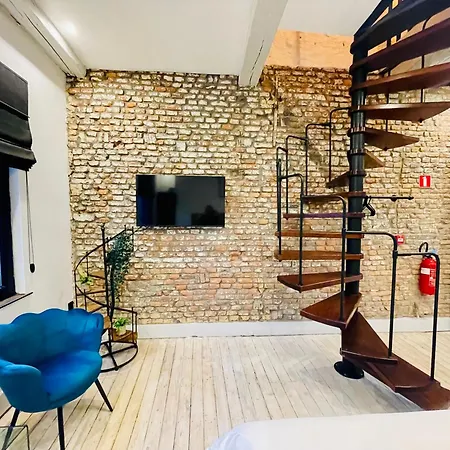 A Meuse - Familiale Les Avresses לינה וארוחת בוקר